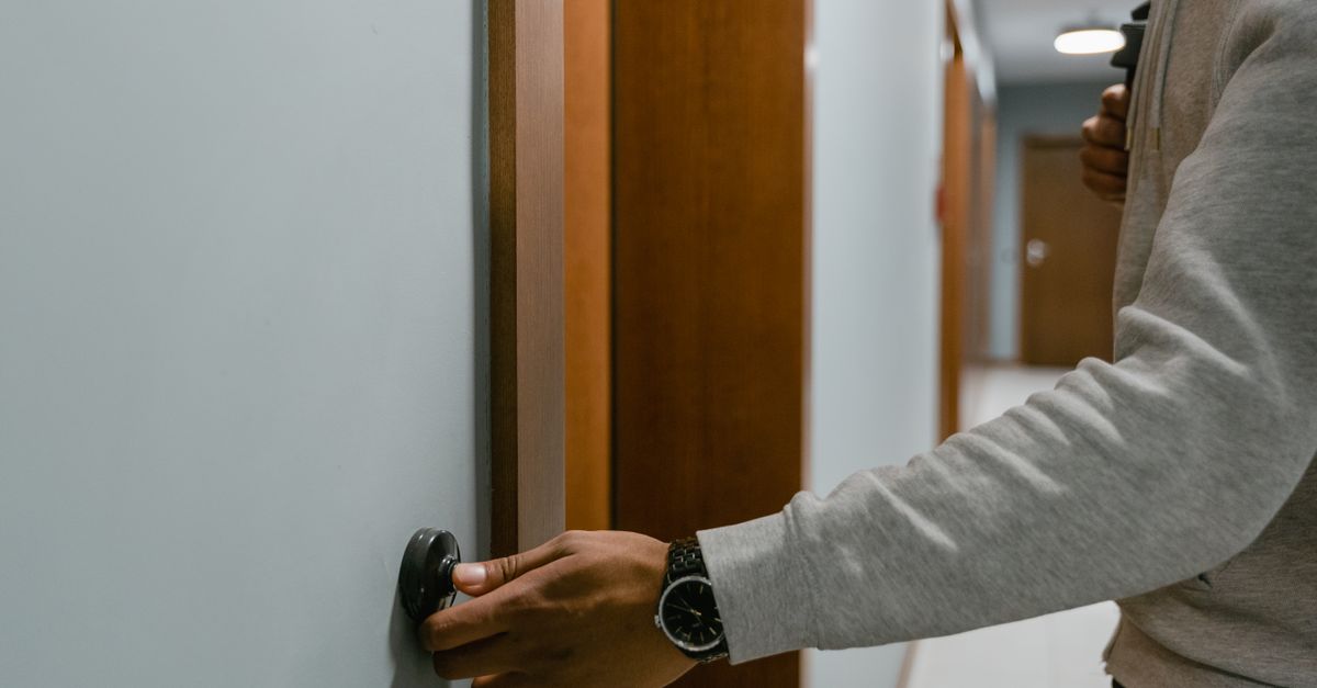 locksmith service technician — Austin TX Locksmith